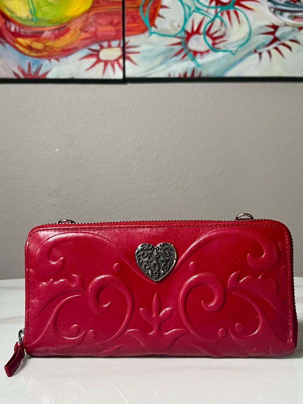 Brighton Córdoba Embossed Leather Organizer Wallet Crossbody - Picture 3 of 16